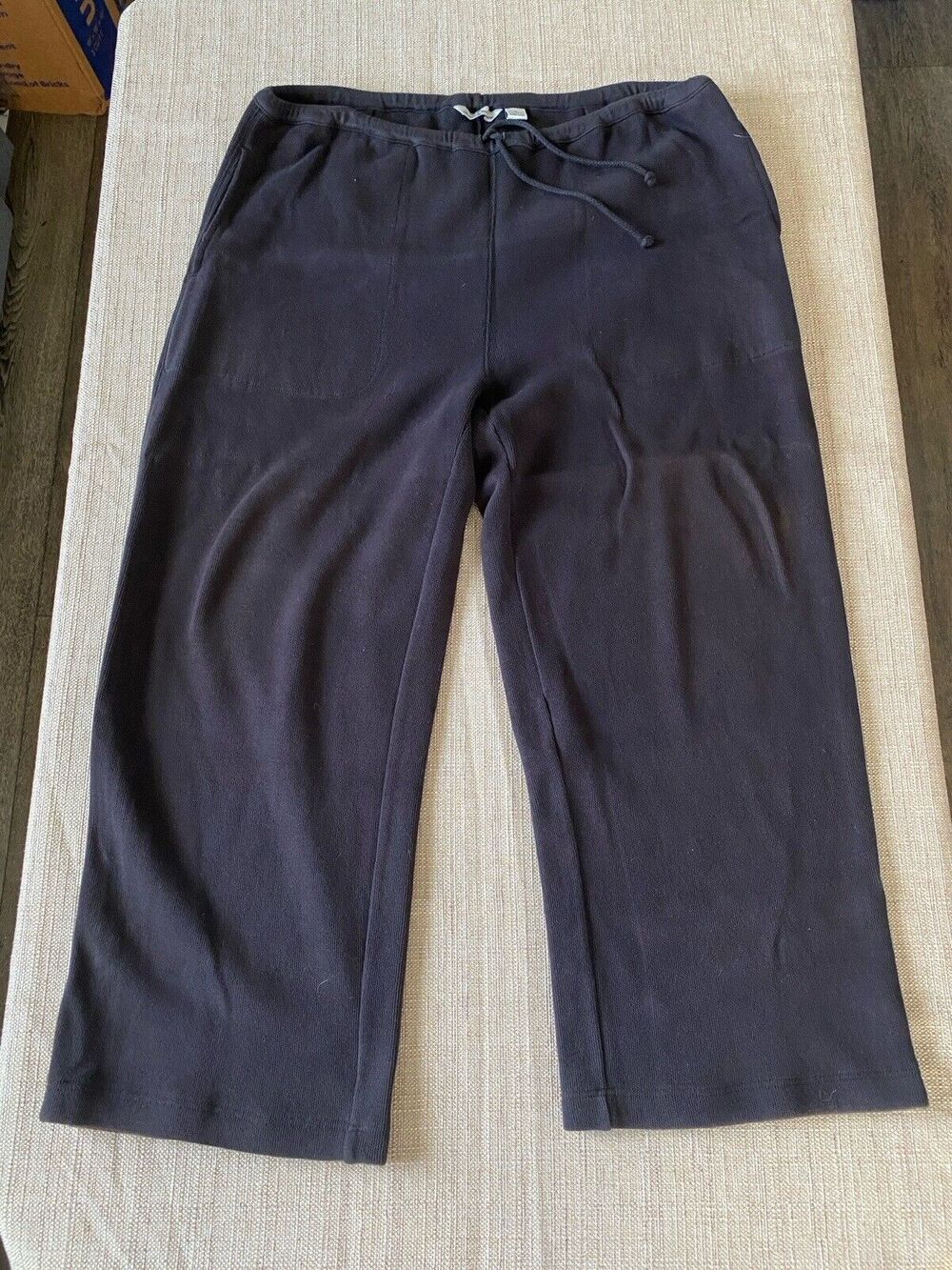 TOMMY BAHAMA Relax Women's cotton pants be sure to look at the measurements M
